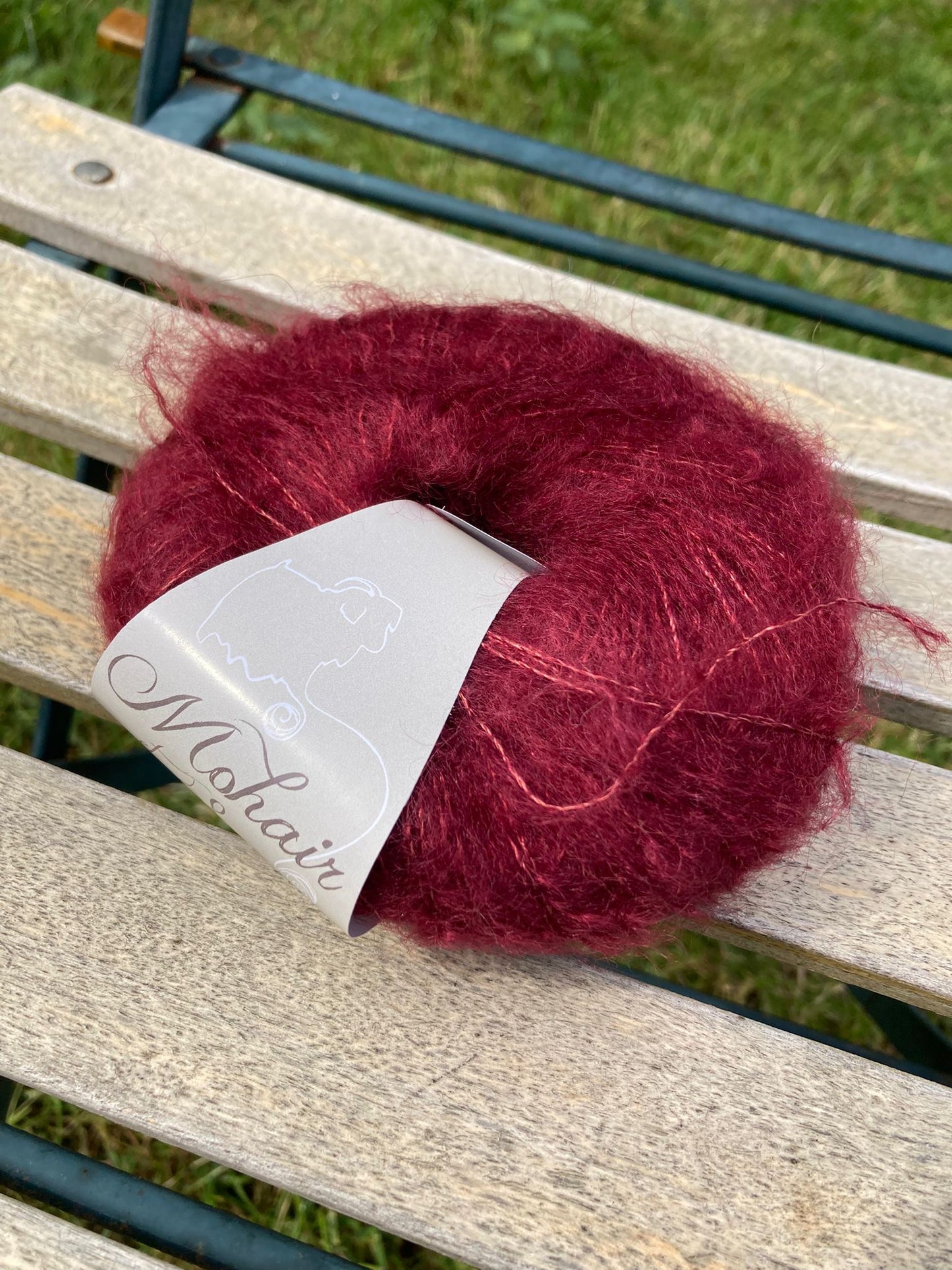A_Les pelotes a tricoter de mohair et soie