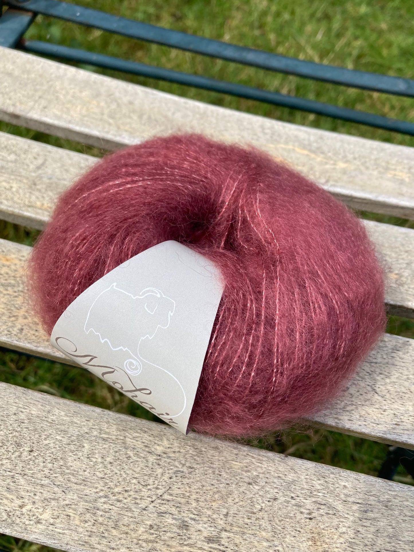A_Les pelotes a tricoter de mohair et soie