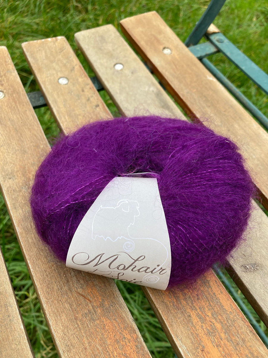 A_Les pelotes a tricoter de mohair et soie