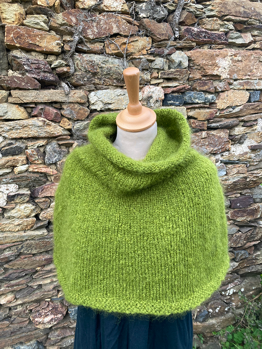 E_Cape capuche pur mohair